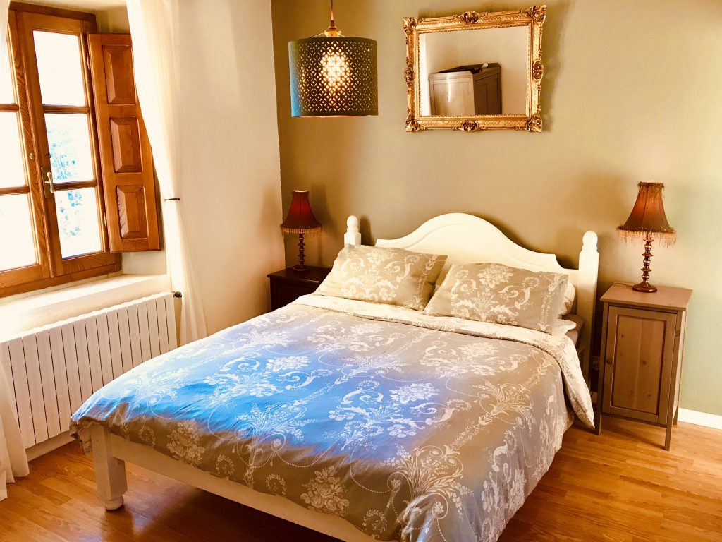 greybedroom1